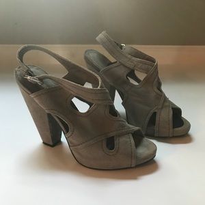 Marco Santi MC-Nancy heel sandal gray suede